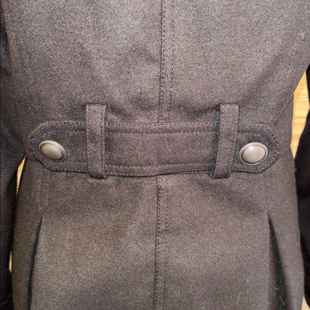 Ellen Tracy Black dark navy Trench Coat feminine military style medium EUC! - Picture 6 of 11